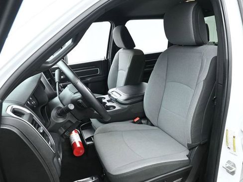 Used 2024 RAM 3500 Big Horn image 12