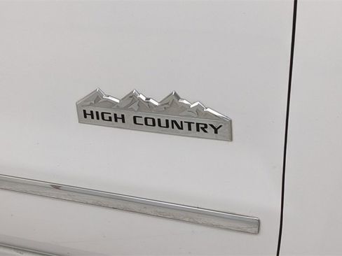 Used 2017 Chevrolet Silverado 3500 High Country image 43