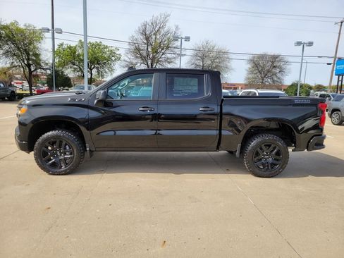 New 2026 Chevrolet Silverado 1500 Custom Trail Boss w/ Midnight Edition AWD/4WD image 2