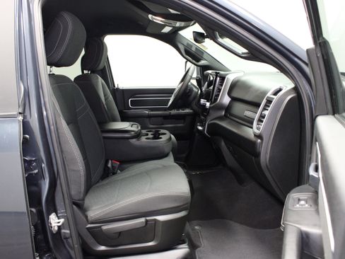 Used 2025 RAM 2500 Big Horn AWD/4WD image 15