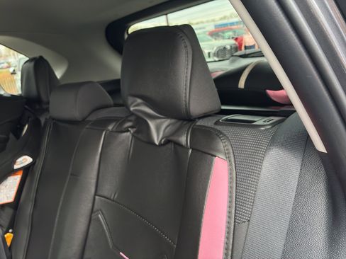 Used 2025 Toyota RAV4 LE image 10