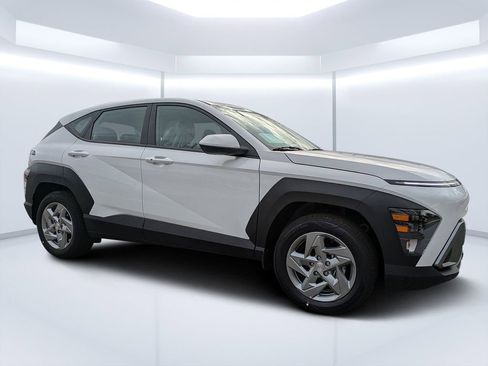 New 2026 Hyundai Kona SE FWD image 4