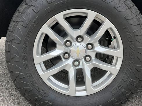 Used 2020 Chevrolet Silverado 1500 LT w/ All-Star Edition AWD/4WD image 7