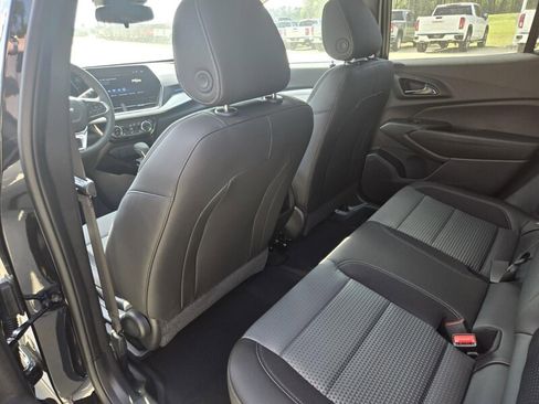 New 2026 Chevrolet Trax LT w/ Driver Confidence Package image 20