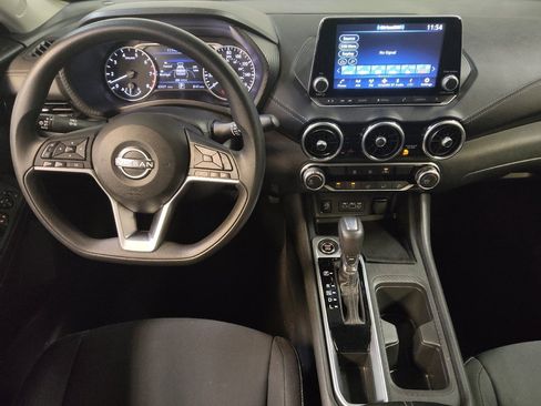Used 2024 Nissan Sentra SV FWD image 22