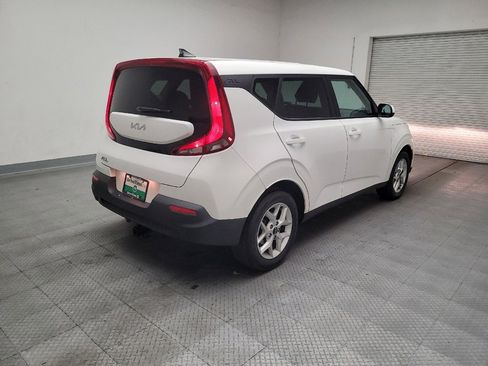 Used 2022 Kia Soul LX w/ Technology Package FWD image 9