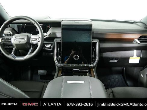 New 2026 GMC Yukon XL Denali image 18