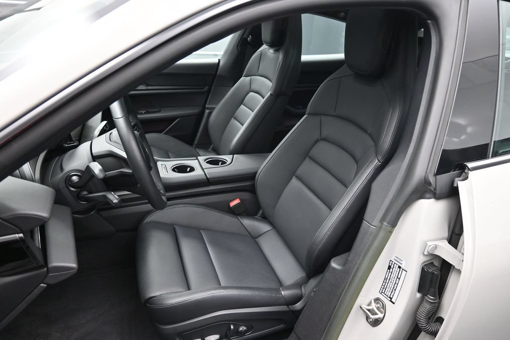 Certified 2023 Porsche Taycan RWD image 6