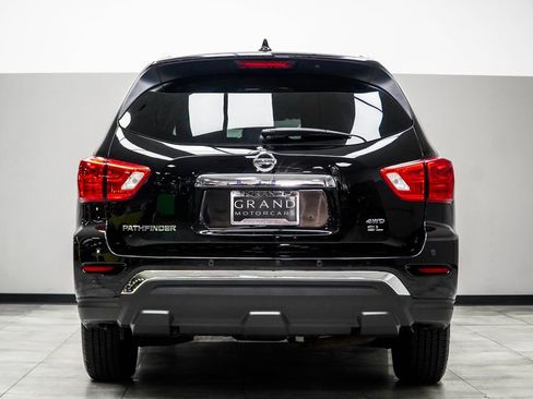 Used 2020 Nissan Pathfinder SL image 11