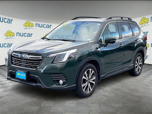 Used 2023 Subaru Forester Limited image 3