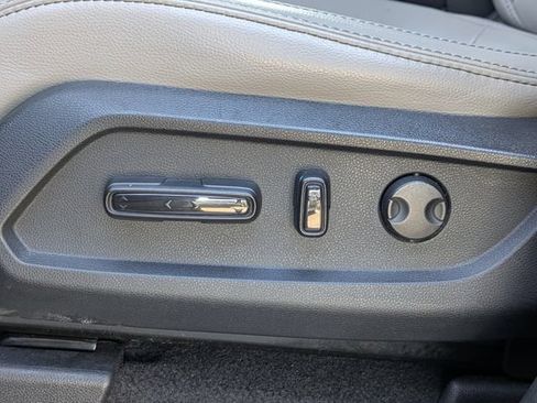 Used 2023 Honda Pilot Touring image 21
