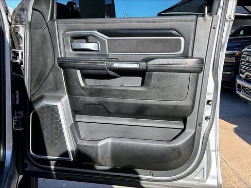 Used 2019 RAM 2500 Laramie image 21