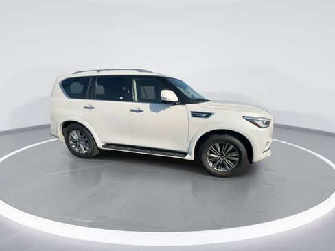 Used 2023 INFINITI QX80 Luxe w/ Cargo Package RWD image 2
