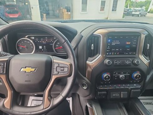 Used 2020 Chevrolet Silverado 1500 High Country AWD/4WD image 12