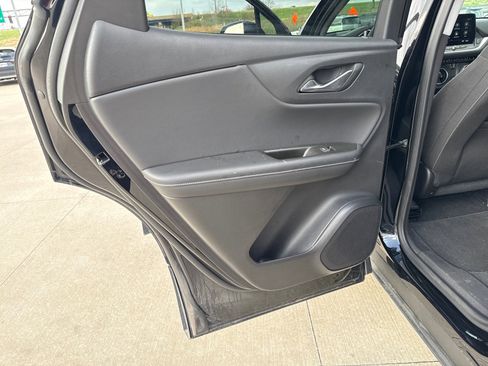Used 2025 Chevrolet Blazer LT image 10