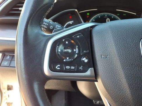 Used 2020 Honda Civic Touring image 19