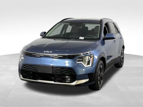 Used 2025 Kia Niro Wind FWD image 4