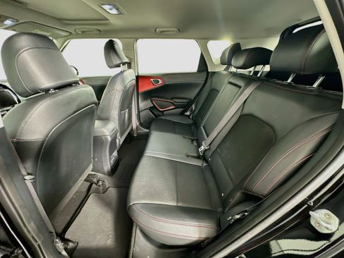 Used 2023 Kia Soul GT-Line FWD image 28