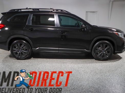 Used 2022 Subaru Ascent Onyx Edition image 6