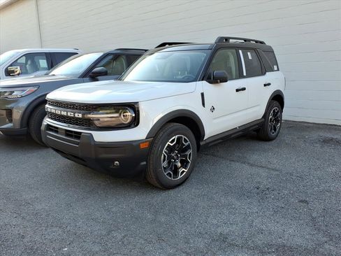 New 2026 Ford Bronco Sport Outer Banks AWD/4WD image 3