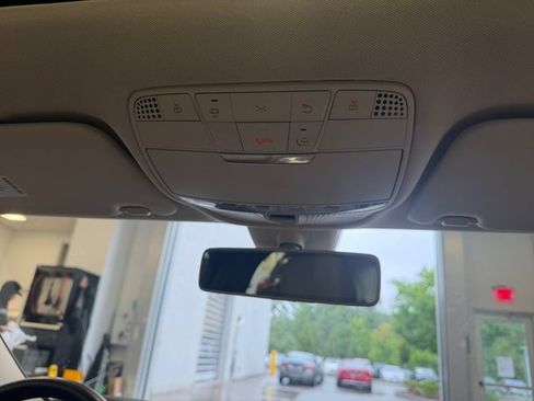 Used 2020 Mercedes-Benz C 300 4MATIC Sedan image 18