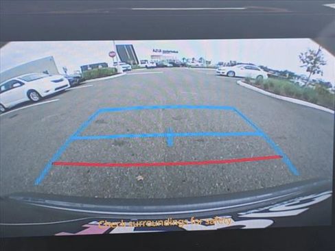 Used 2025 Toyota Corolla LE image 11