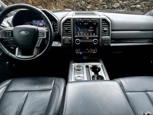Used 2019 Ford Expedition XLT w/ Equipment Group 202A image 14