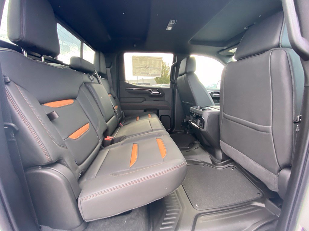 New 2026 GMC Sierra 1500 AT4 w/ AT4 Premium Package AWD/4WD image 31