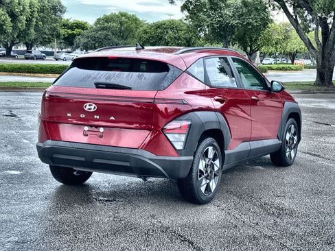 Used 2024 Hyundai Kona SEL w/ Convenience Package FWD image 8
