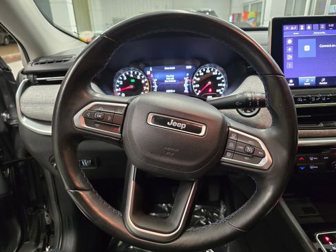 Certified 2022 Jeep Compass Latitude w/ Convenience Group FWD image 18