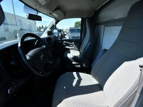 Used 2021 Chevrolet Express 3500 w/ Power Convenience Package image 5