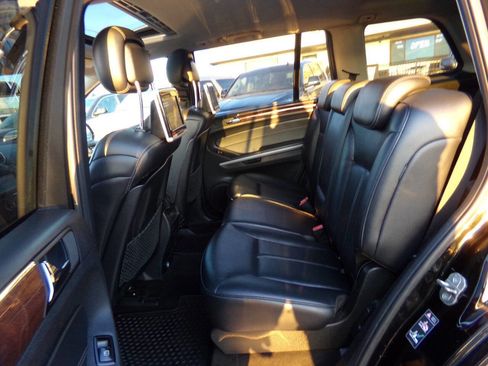 Used 2010 Mercedes-Benz GL 450 4MATIC w/ Premium 1 Pkg image 20