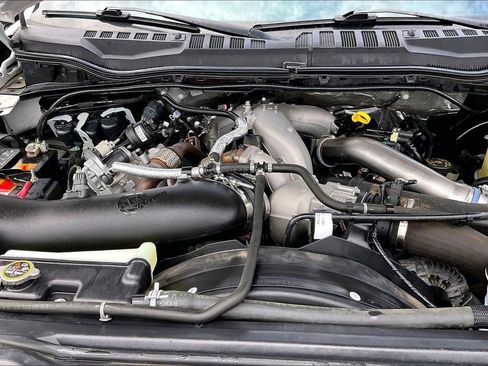 Used 2022 Ford F250 Lariat AWD/4WD image 32