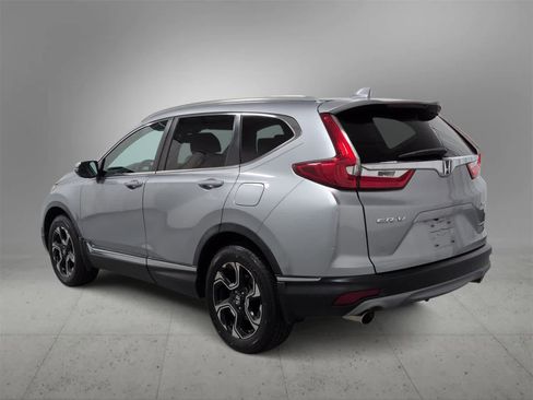 Used 2018 Honda CR-V Touring image 6