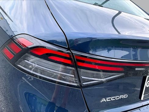 Used 2024 Honda Accord EX image 28