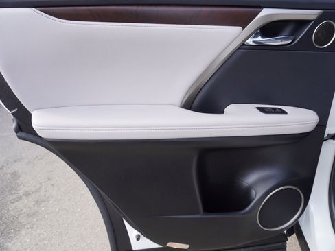 Used 2020 Lexus RX 350 AWD w/ Premium Package image 12