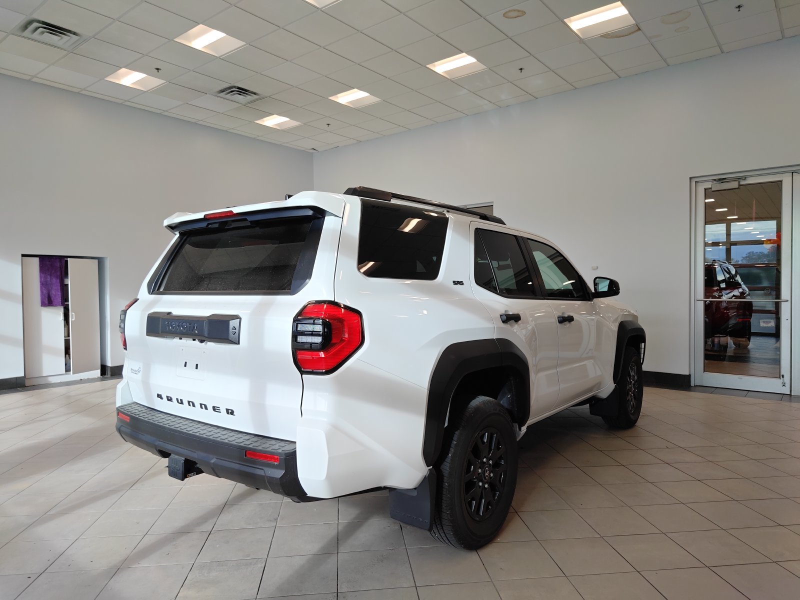 Used 2026 Toyota 4Runner SR5 RWD image 3