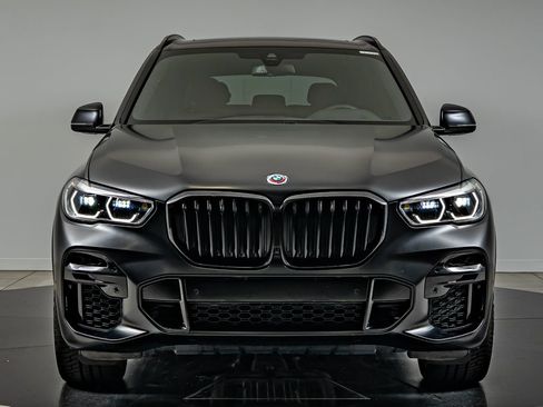 Used 2023 BMW X5 M50i w/ Executive Package AWD/4WD image 2