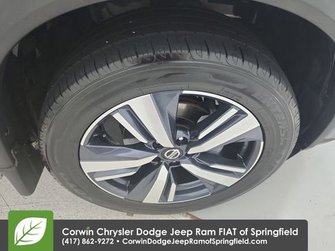 Used 2021 Nissan Rogue SL FWD image 32