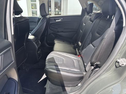 Used 2024 Ford Edge Titanium AWD/4WD image 13