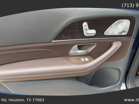 Used 2020 Mercedes-Benz GLS 450 4MATIC image 26