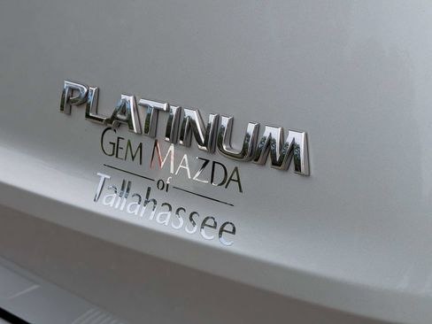 Used 2023 Nissan Rogue Platinum w/ Platinum Premium Package FWD image 13