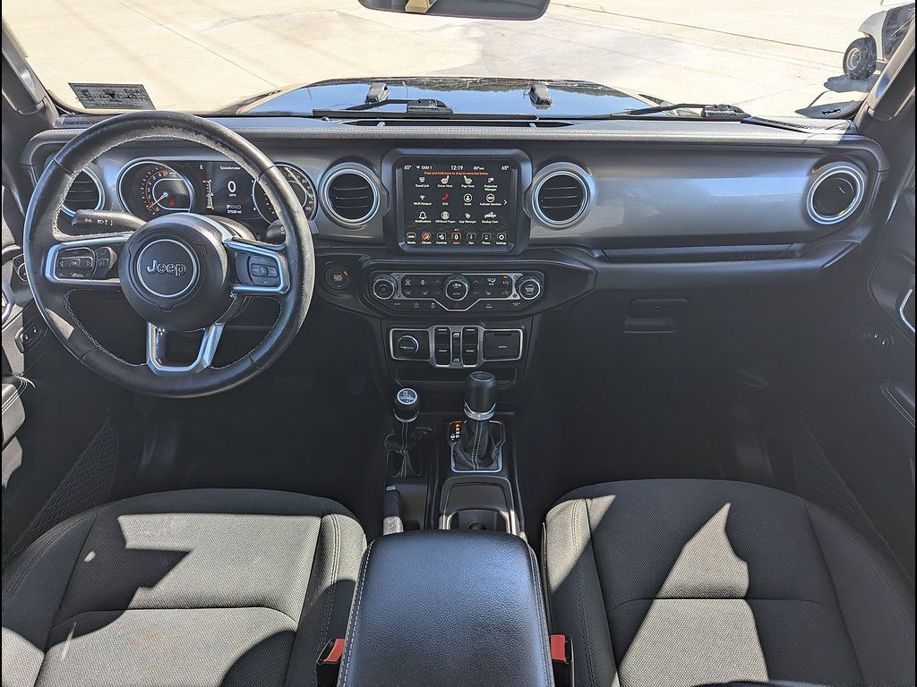Used 2023 Jeep Gladiator Overland w/ Cold Weather Group AWD/4WD image 19