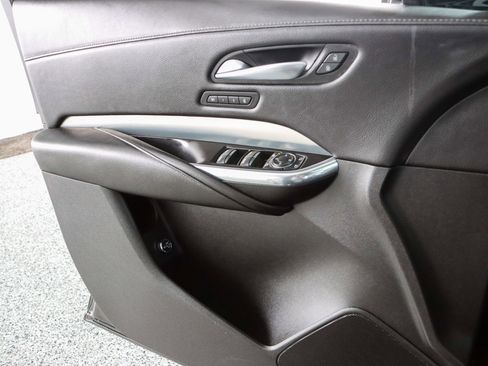 Used 2023 Cadillac XT4 Premium Luxury image 22