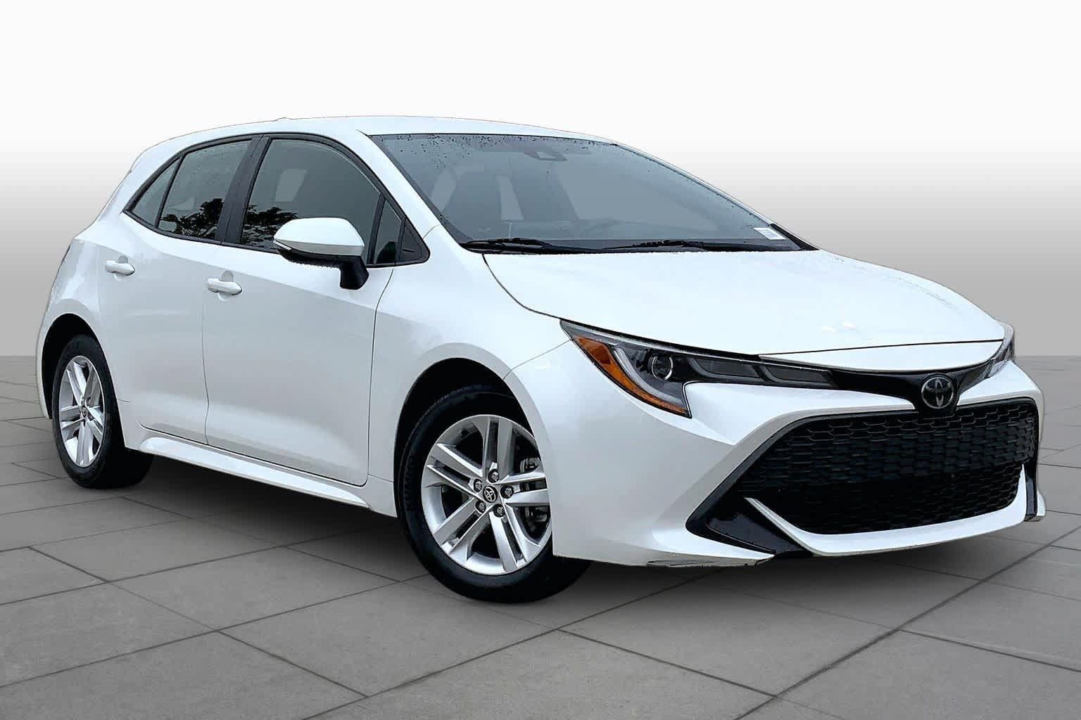 Used 2021 Toyota Corolla SE FWD image 3