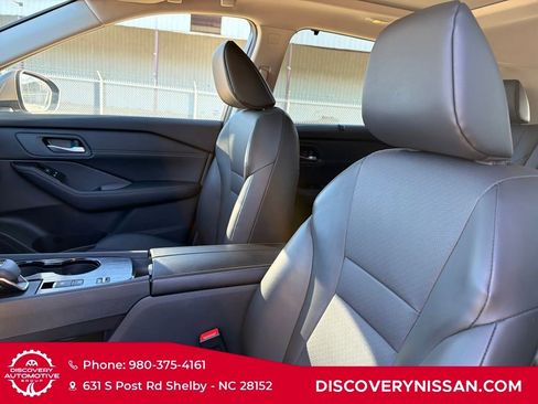 Certified 2025 Nissan Rogue SV w/ SV Premium Package image 14