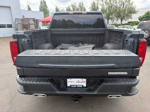 Used 2021 GMC Sierra 1500 Elevation w/ X31 Off-Road Package AWD/4WD image 29