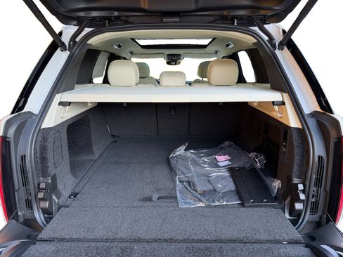New 2026 Land Rover Range Rover SE AWD/4WD image 25