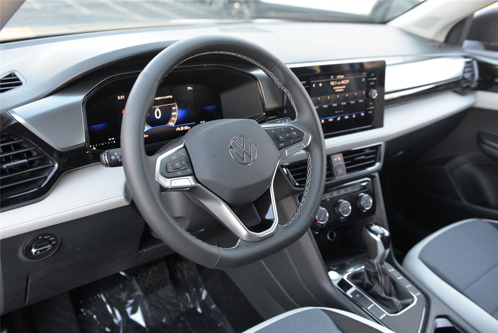 New 2027 Volkswagen Taos S FWD image 22