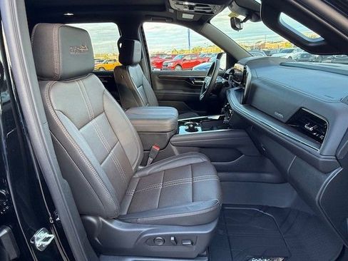 New 2025 Chevrolet Tahoe High Country image 19